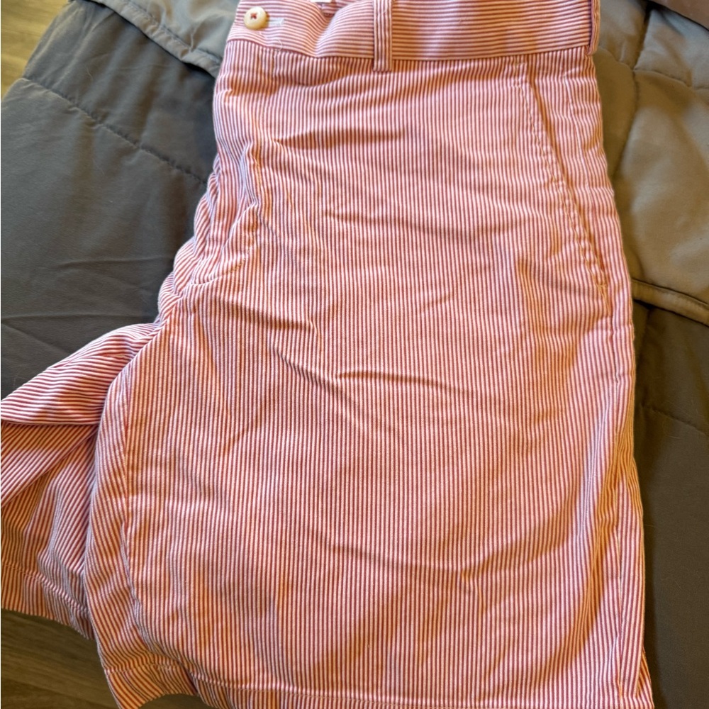 Southern Tide Pink and White Knee-Length Cargo Pencil Shorts